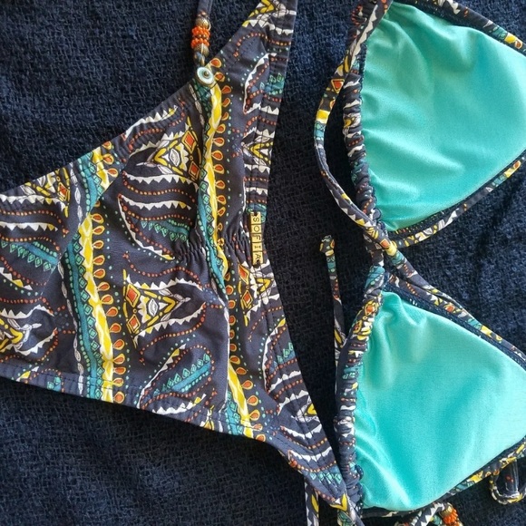 Vix Bikini - Picture 2 of 3